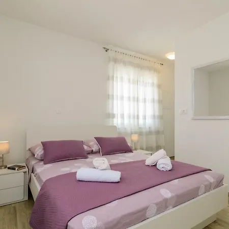 Guest house Privat Luka Zadar