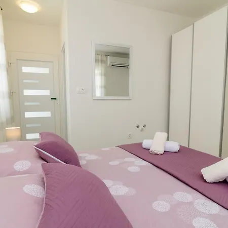 Guest house Privat Luka 3*