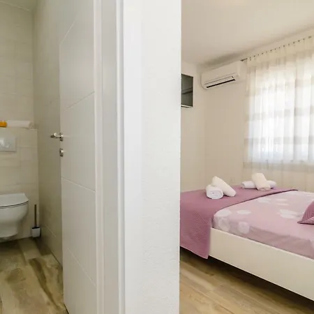Privat Luka Zadar