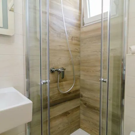 Guest house Privat Luka 3*